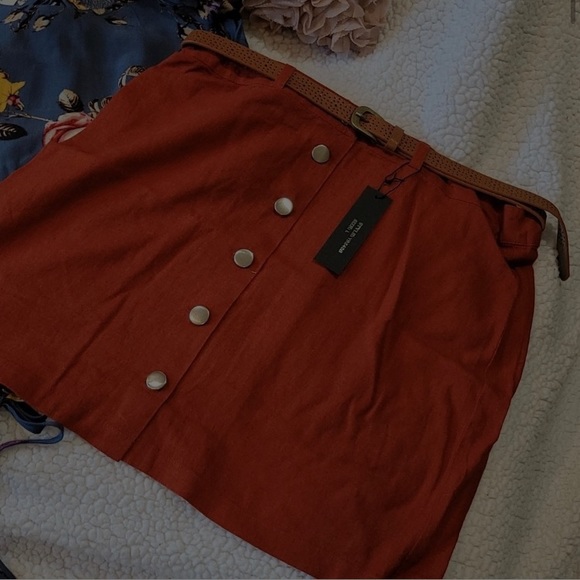 Mini skirt . 50% OFF . - Picture 2 of 2